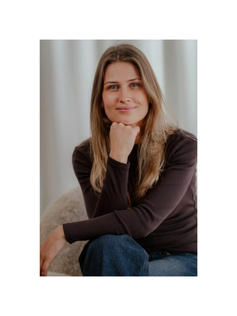 Instagram post from byannedehollander. This post is in position 1.